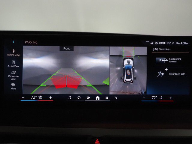 Used 2024 BMW iX xDrive50 w/ Sport Package image 34