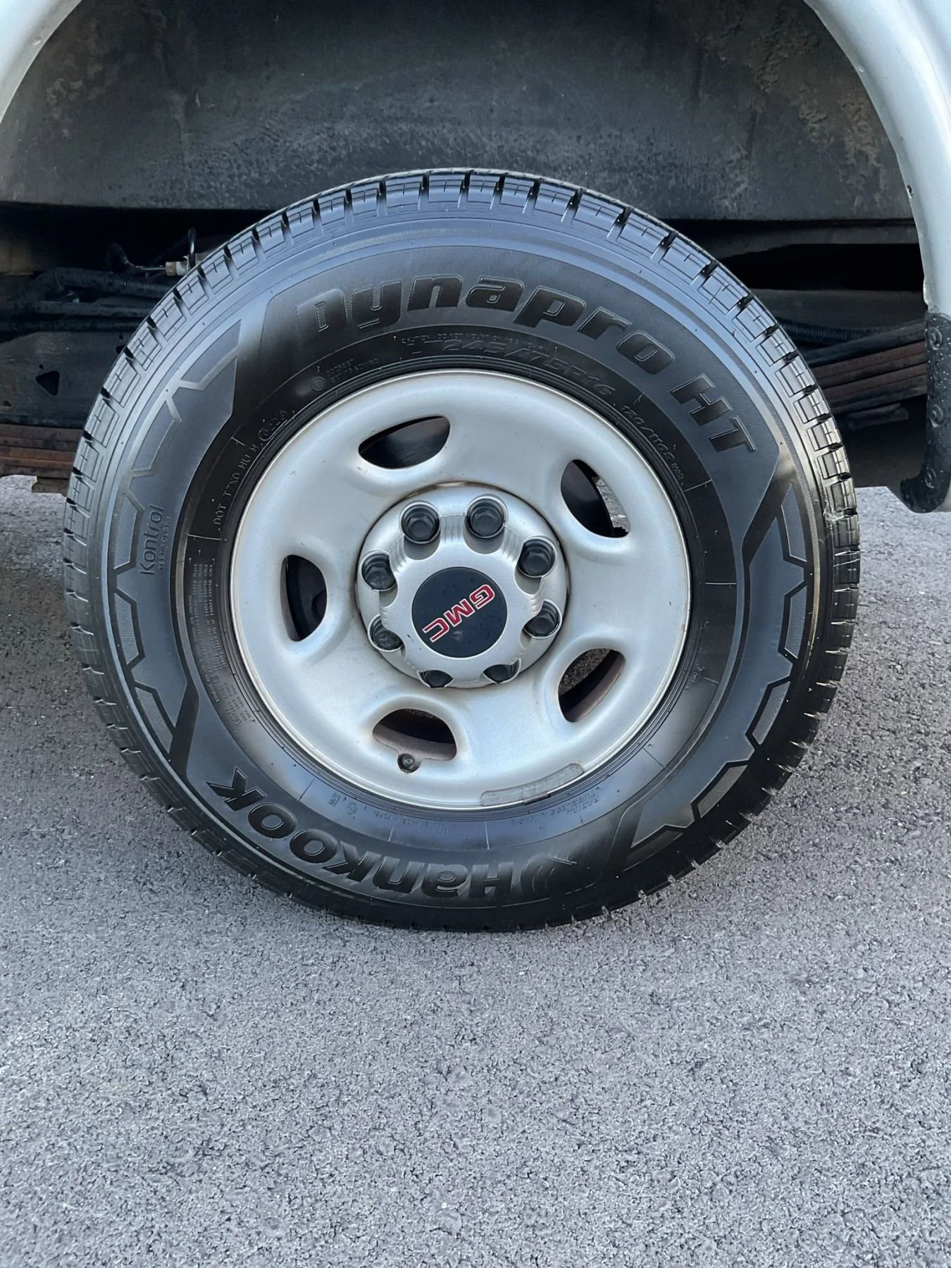 Used 2020 GMC Savana 3500 w/ Driver Convenience Package image 11