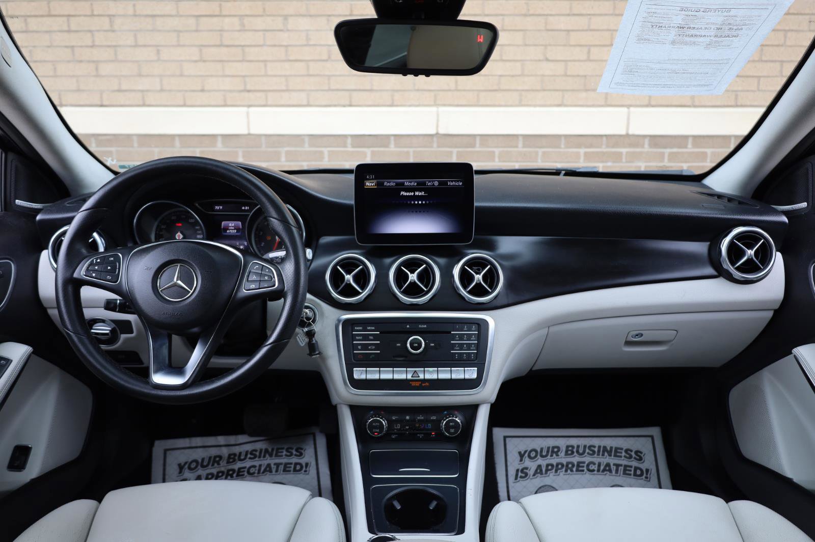 Used 2018 Mercedes-Benz GLA 250 4MATIC w/ Premium Package image 28