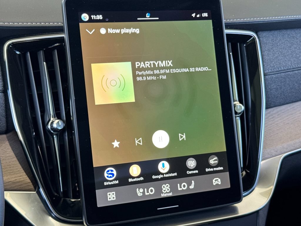 New 2026 Volvo XC90 B5 Core AWD/4WD image 18
