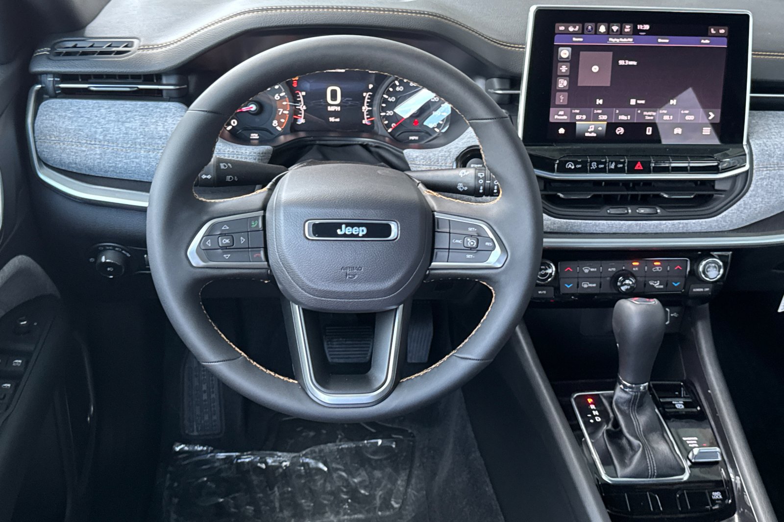 New 2026 Jeep Compass Latitude AWD/4WD image 13