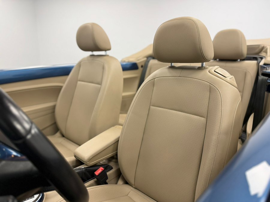 Used 2019 Volkswagen Beetle 2.0T S image 51