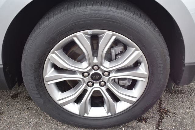Used 2024 Ford Edge Titanium AWD/4WD image 49
