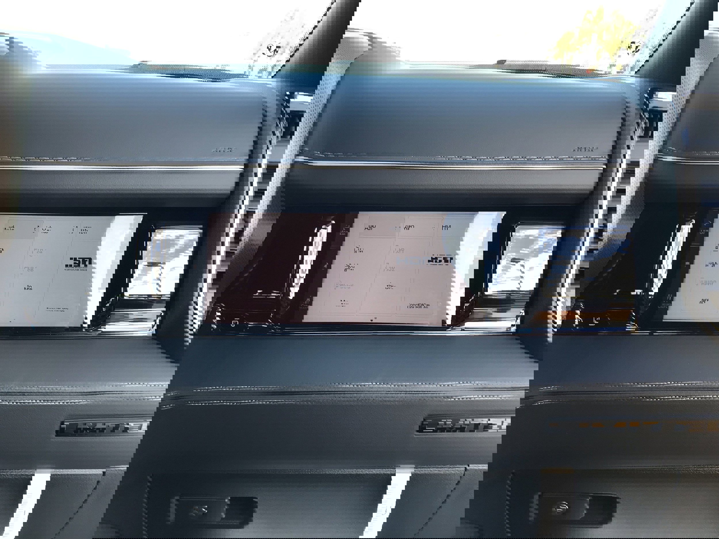 New 2026 RAM 3500 Limited image 28