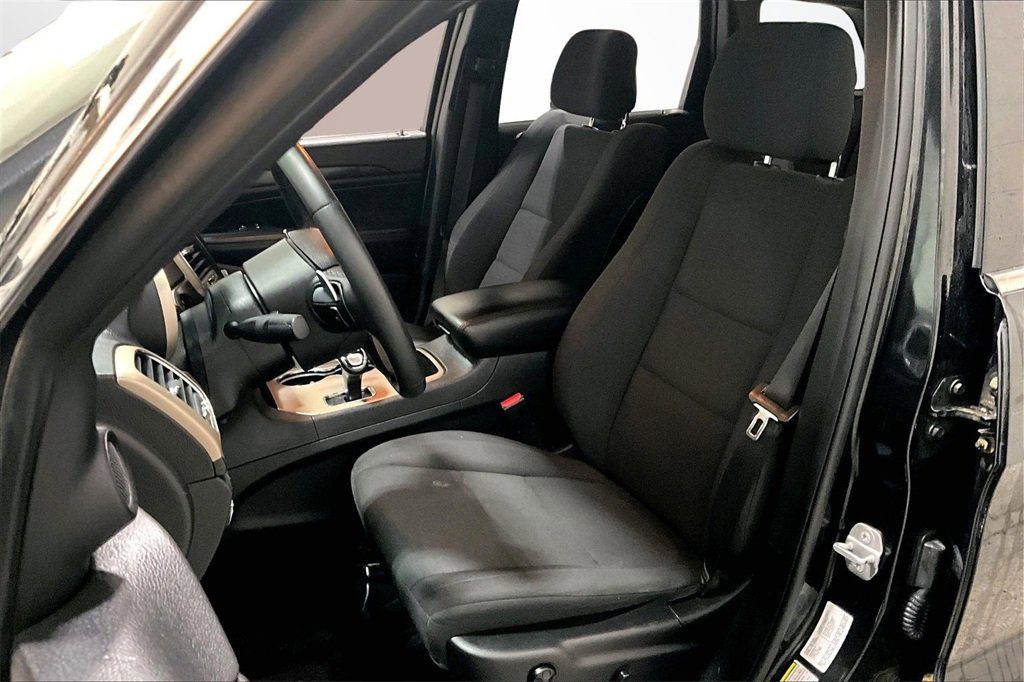 Used 2015 Jeep Grand Cherokee Laredo image 20