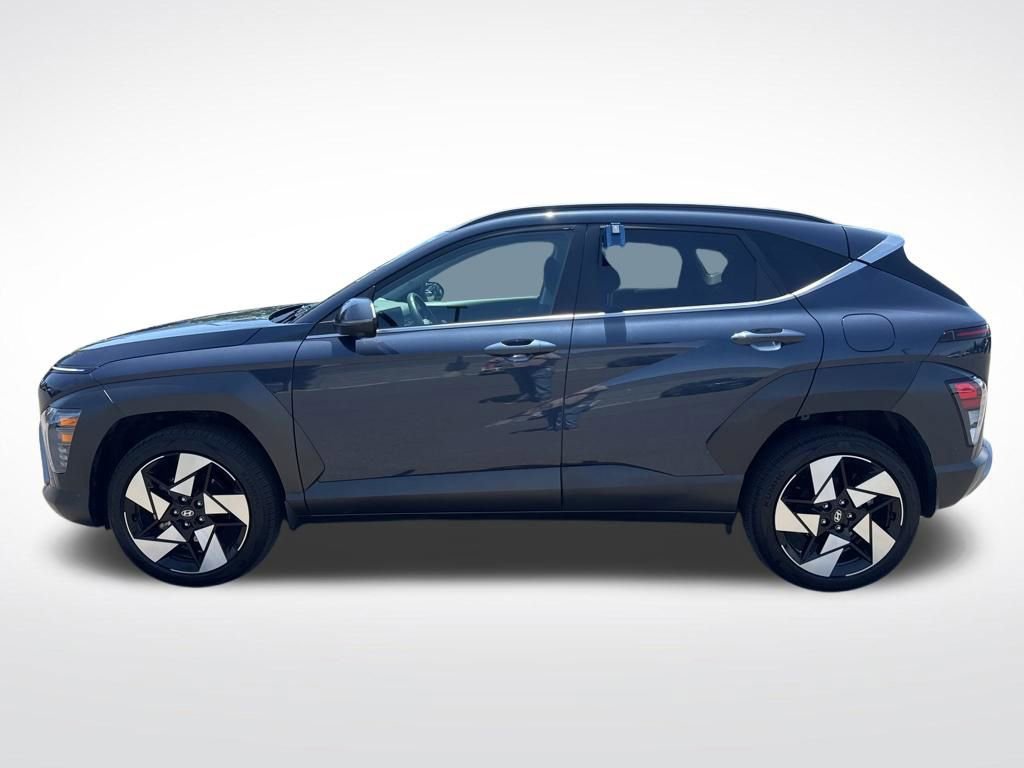 Used 2025 Hyundai Kona Limited AWD/4WD image 4