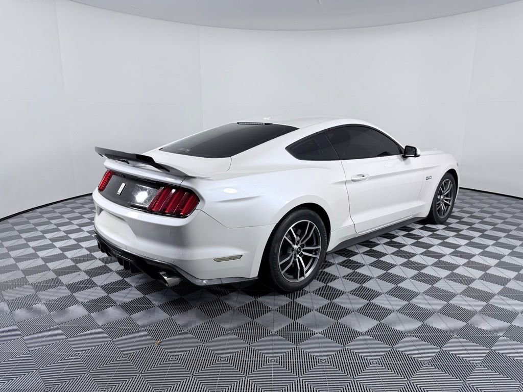 Used 2017 Ford Mustang GT Premium image 6