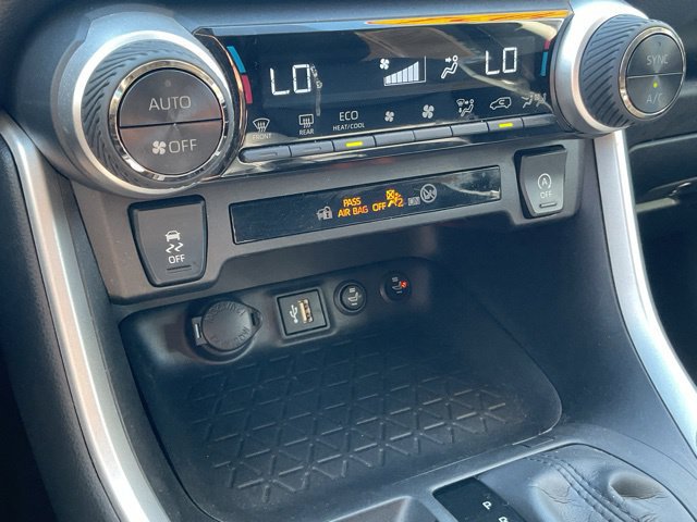 Used 2024 Toyota RAV4 XLE w/ Convenience Package FWD image 29
