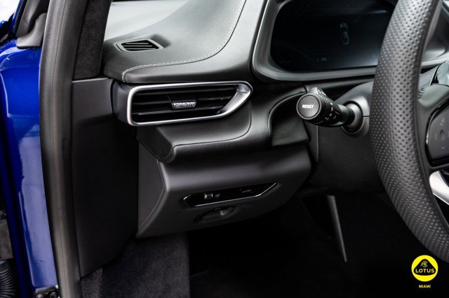 New 2025 Lotus Emira image 33