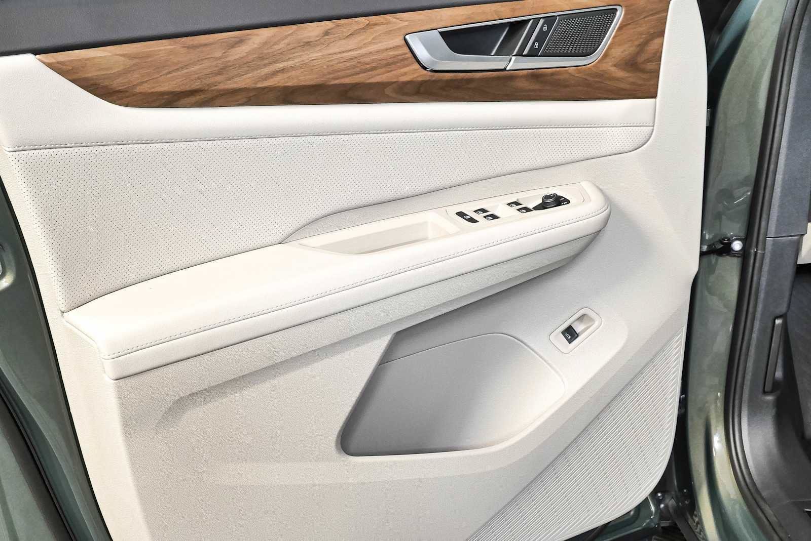 New 2026 Volkswagen Atlas SE AWD/4WD image 8