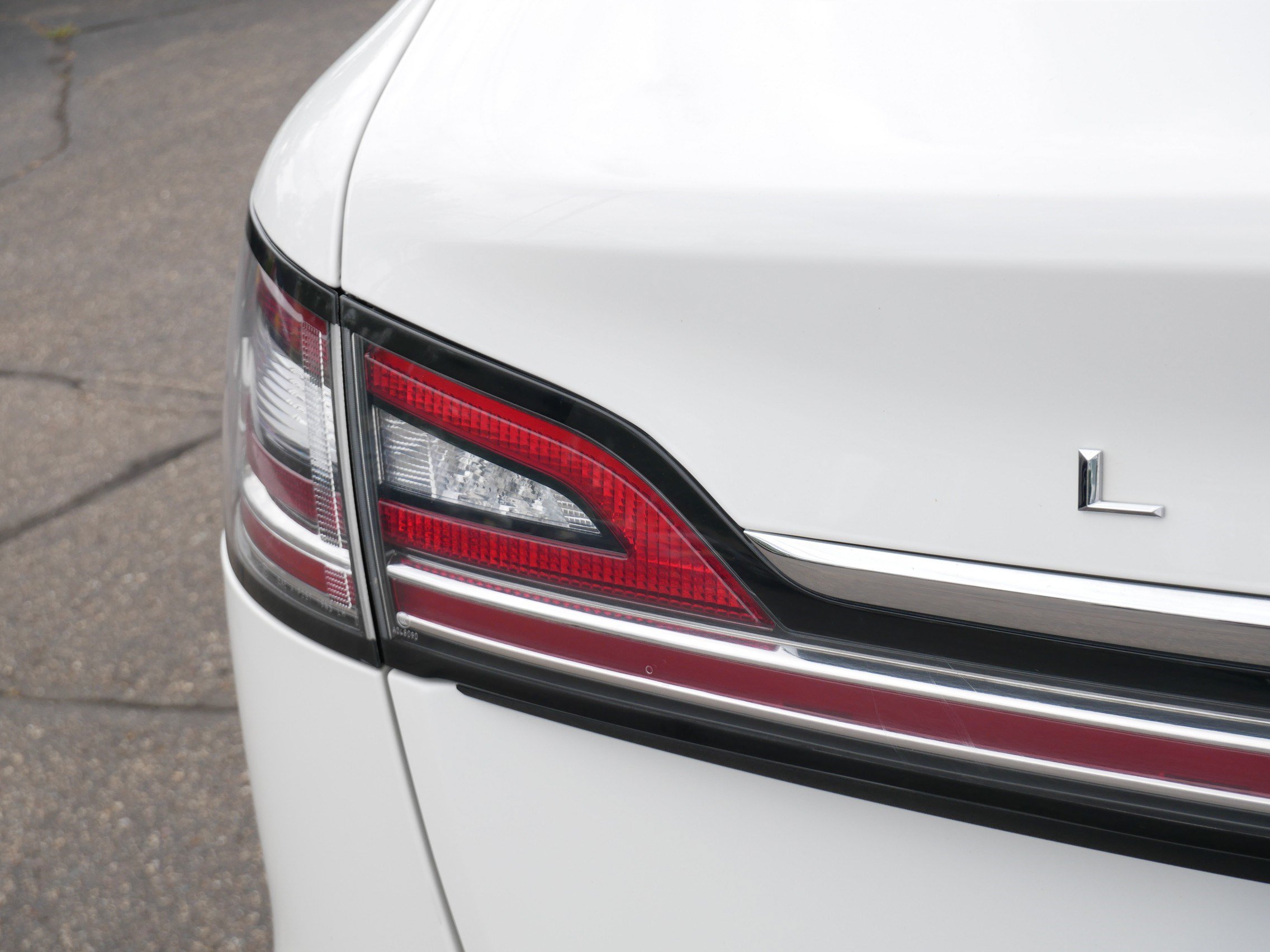 Used 2020 Lincoln Nautilus Reserve AWD/4WD image 17