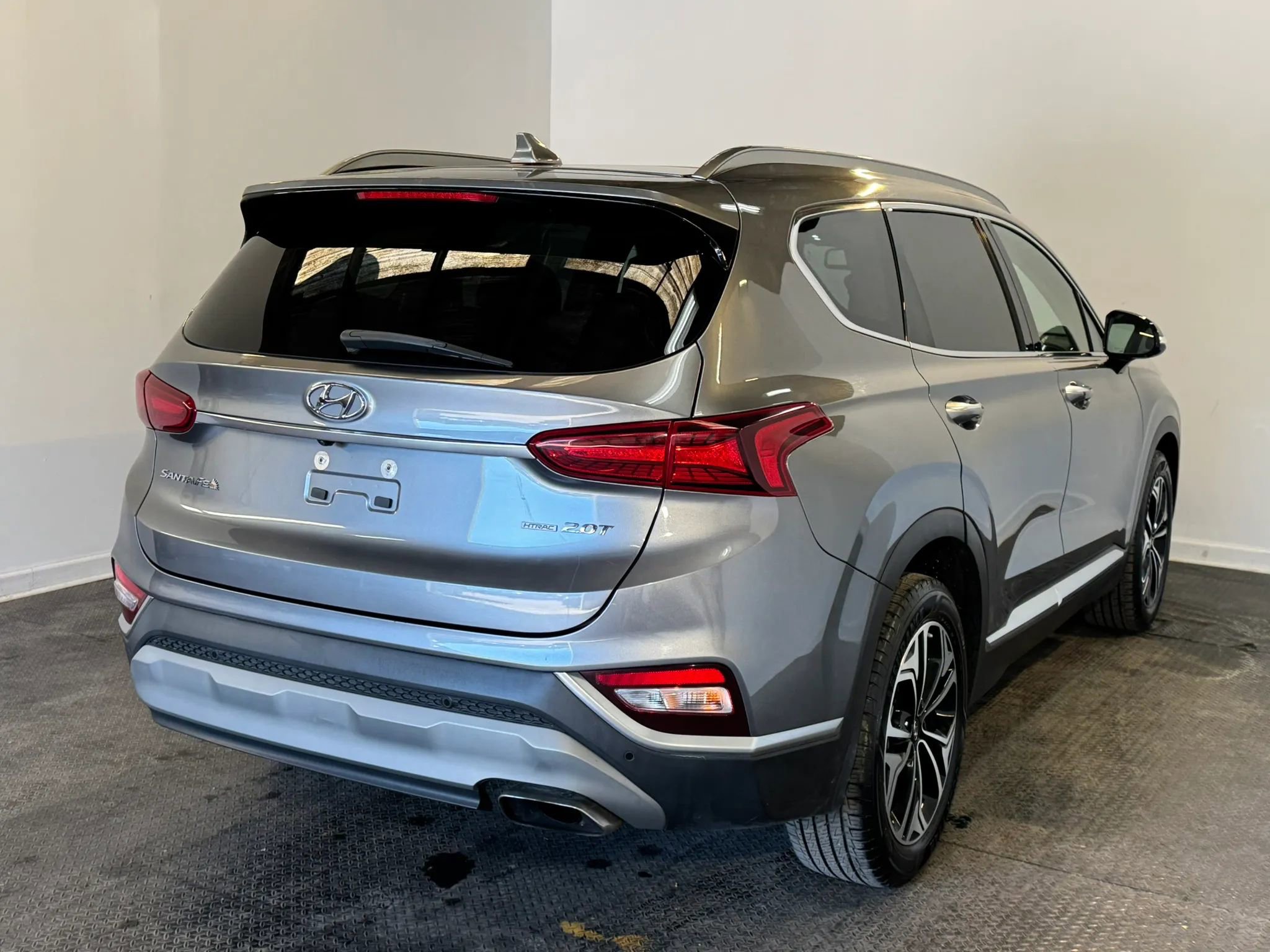 Used 2019 Hyundai Santa Fe Limited AWD/4WD image 6