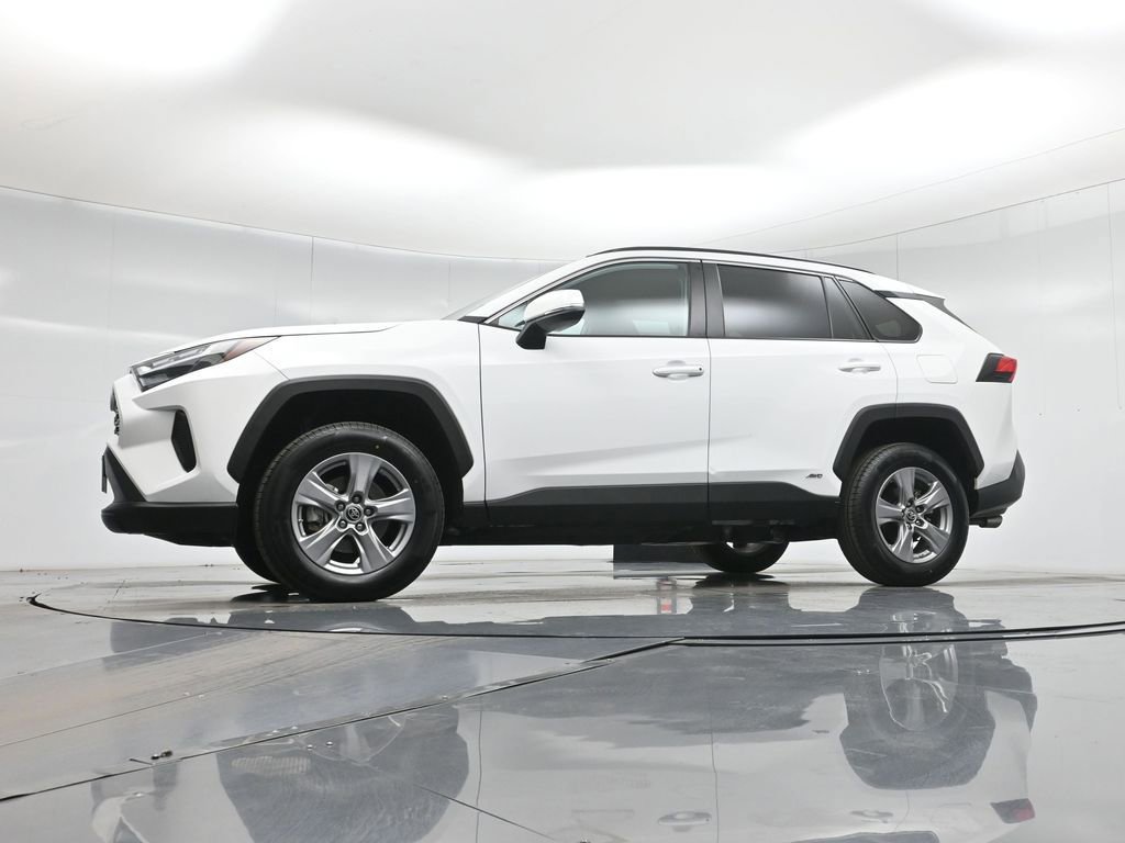 Used 2024 Toyota RAV4 LE image 51