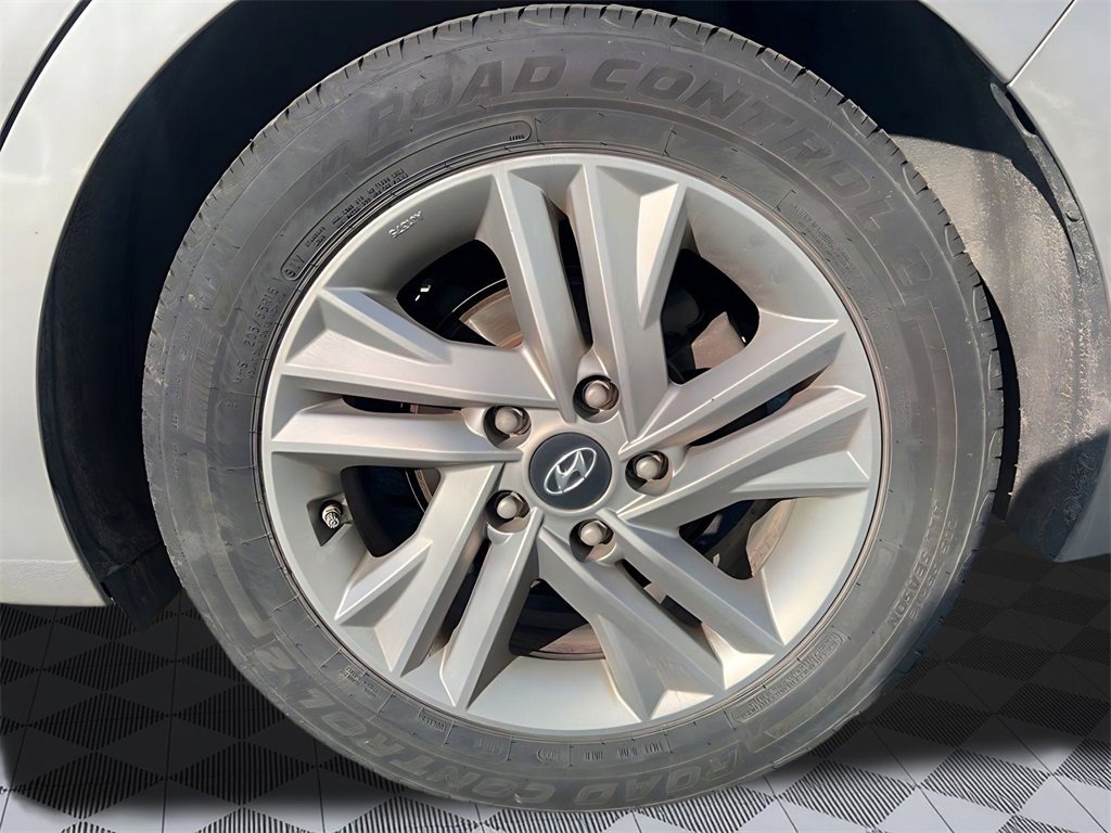 Used 2020 Hyundai Elantra Value Edition w/ Cargo Package (C1) image 20