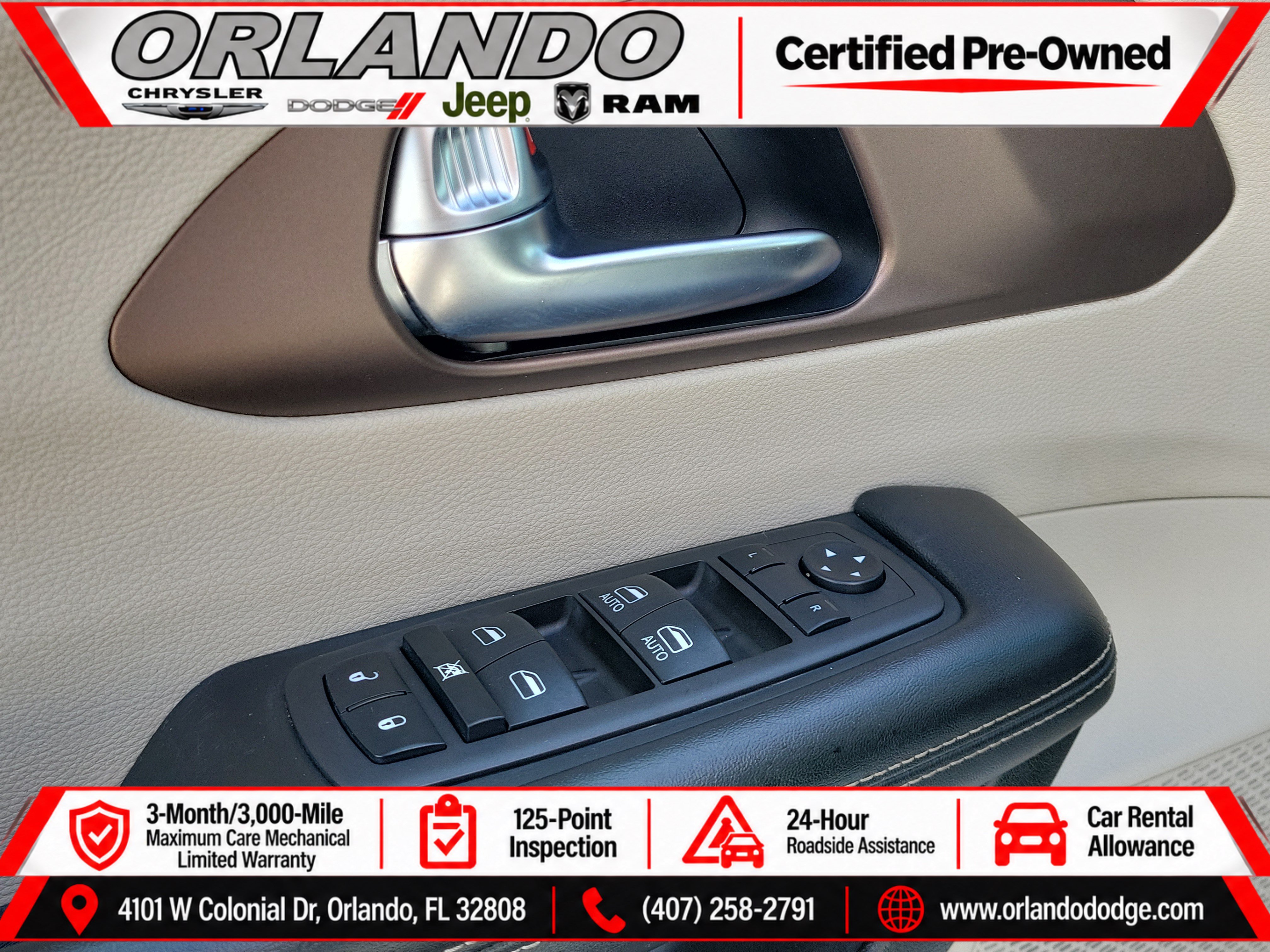 Used 2023 Chrysler Voyager LX FWD image 13