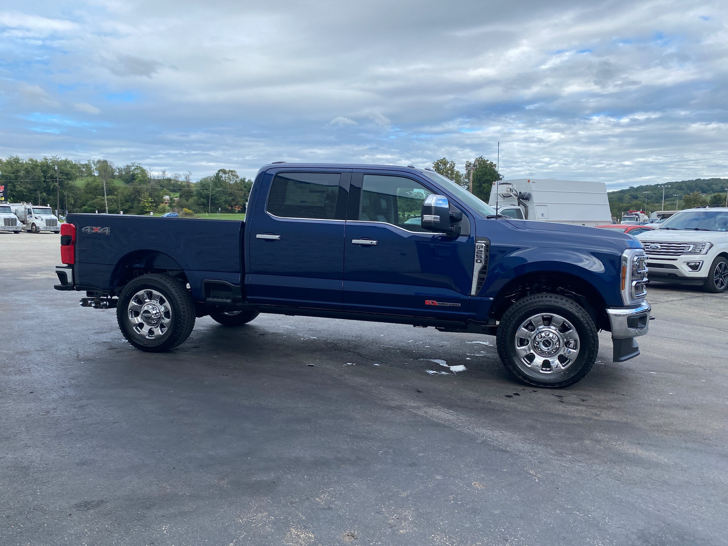 New 2027 Ford F250 Lariat w/ Lariat Ultimate Package AWD/4WD image 14