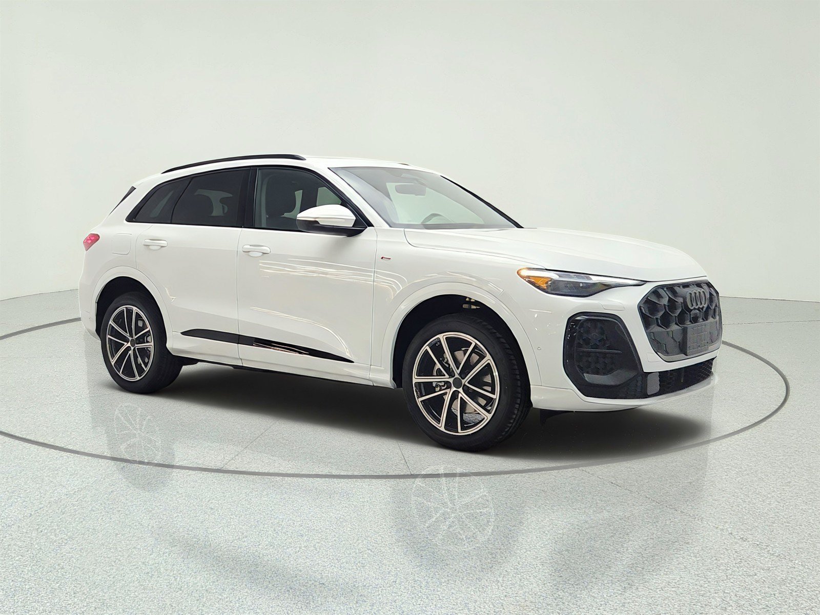 New 2026 Audi Q5 Premium Plus AWD/4WD image 3