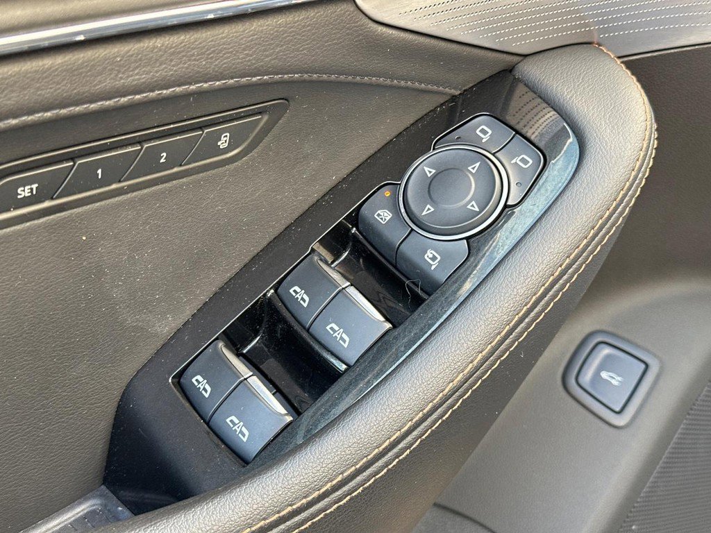 Certified 2023 Cadillac CT5 V w/ Premium Package image 18