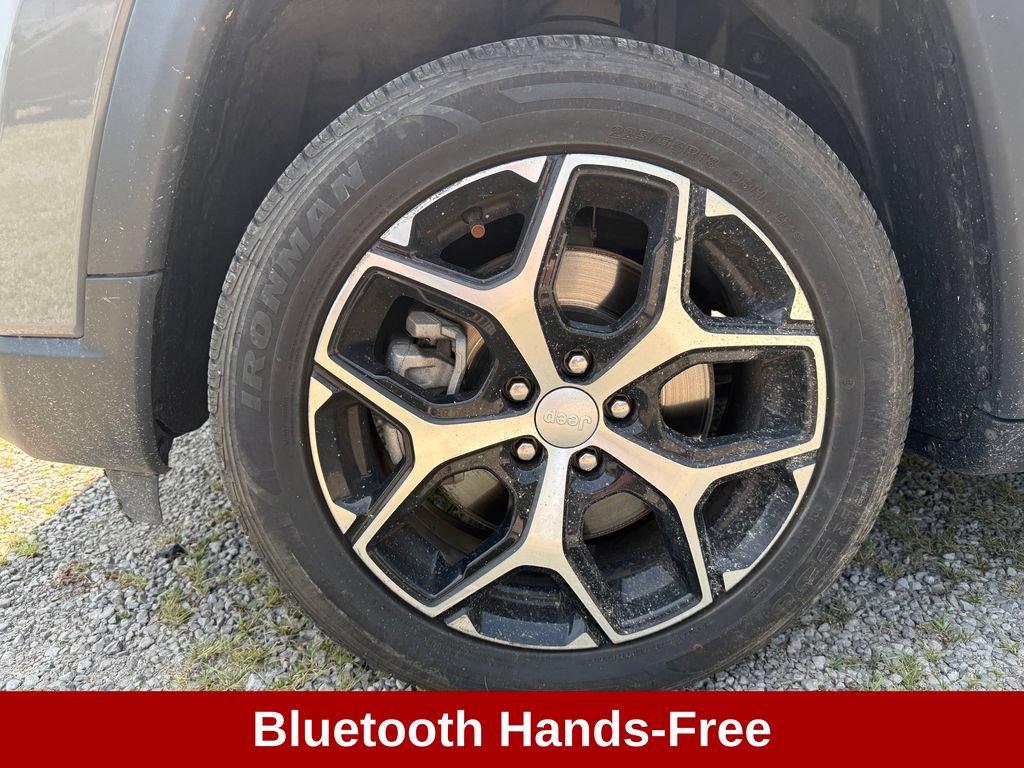 Used 2024 Jeep Compass Latitude AWD/4WD image 11