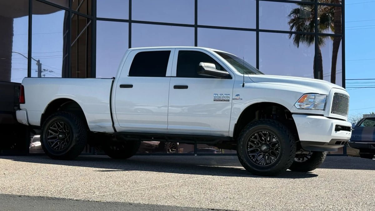 Used 2016 RAM 3500 Tradesman w/ Popular Equipment Group AWD/4WD image 23