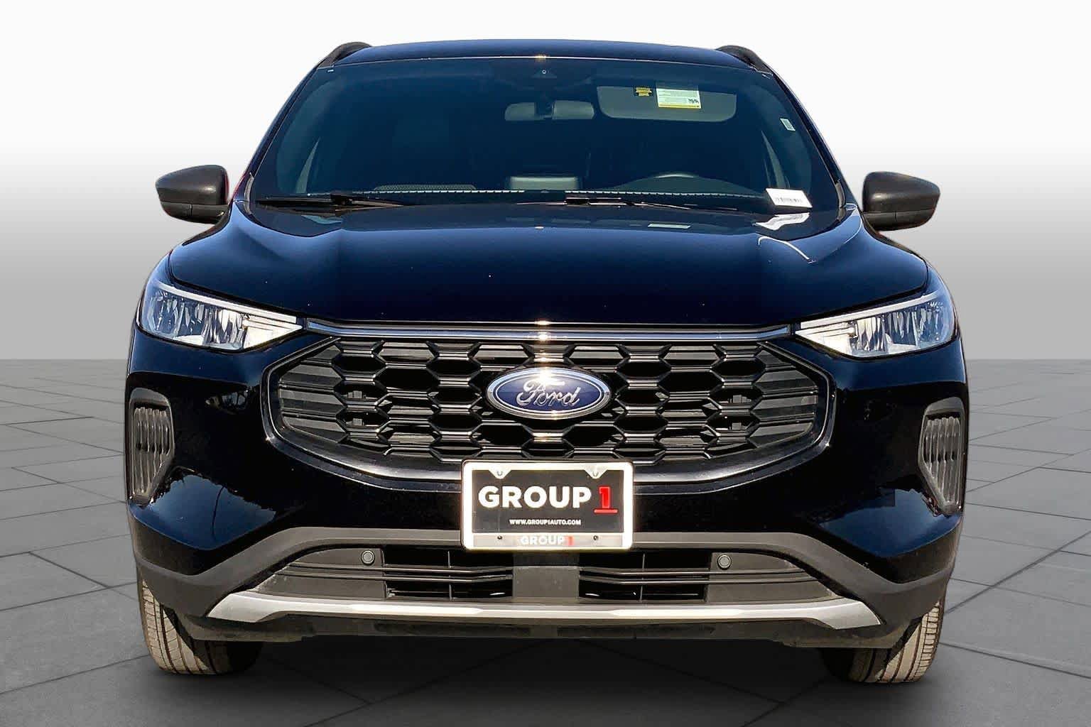 Used 2025 Ford Escape ST-Line AWD/4WD image 4