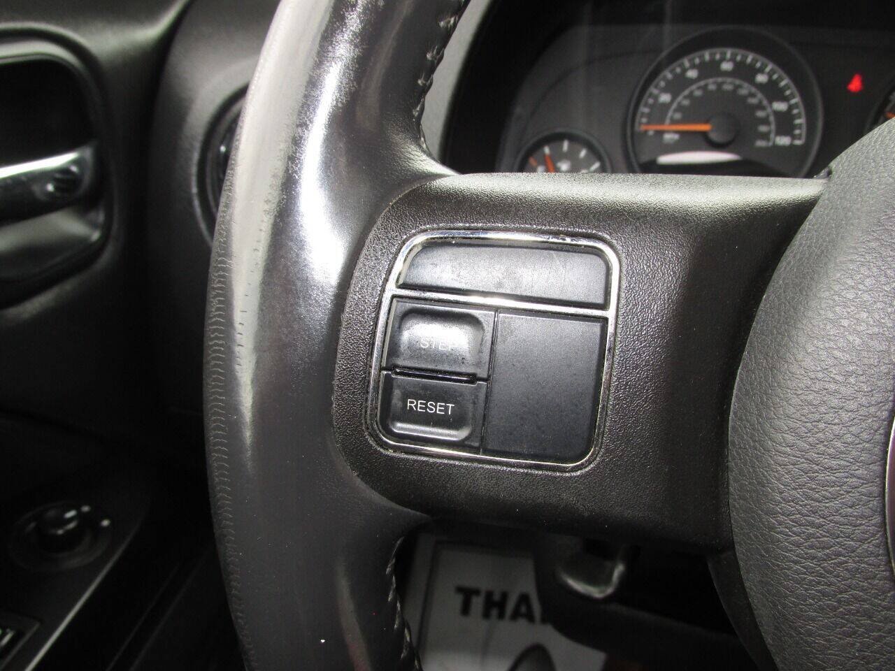 Used 2014 Jeep Patriot Latitude FWD image 59