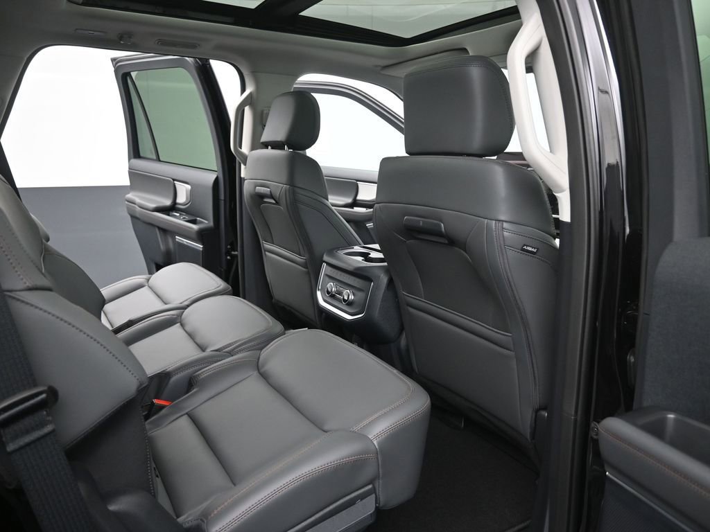 New 2025 Ford Expedition Active RWD image 10