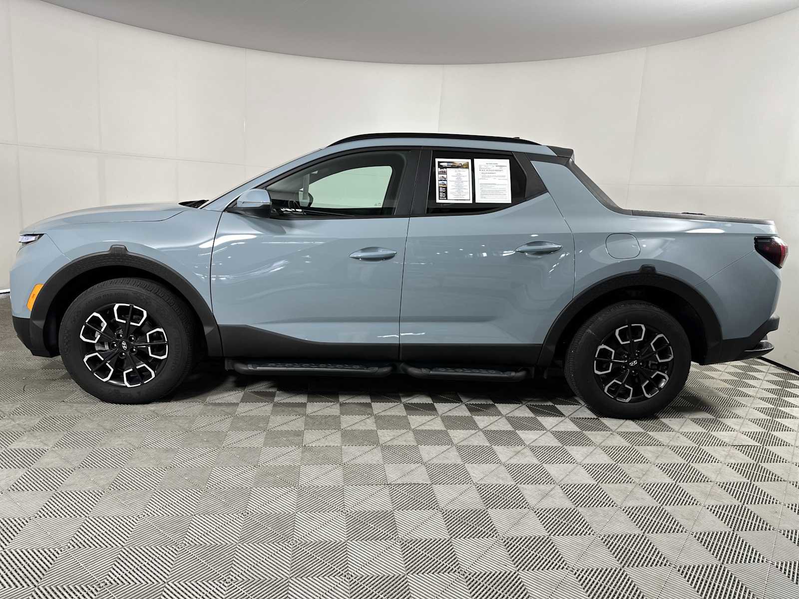 Certified 2023 Hyundai Santa Cruz SEL Premium image 5