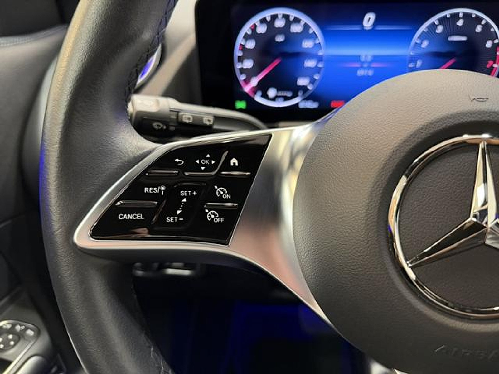 Certified 2025 Mercedes-Benz GLA 250 image 16