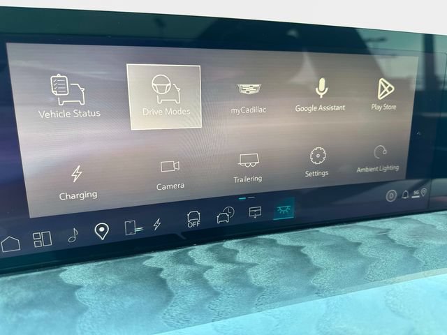 Certified 2025 Cadillac Escalade IQ Sport 2 AWD/4WD image 26