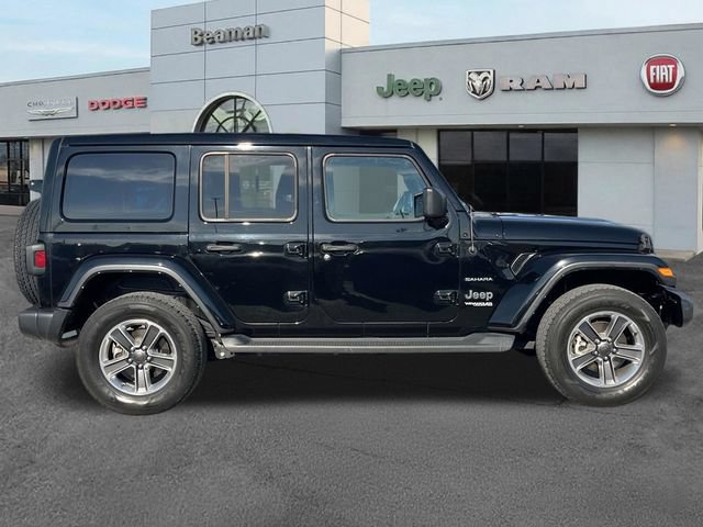 Used 2022 Jeep Wrangler Unlimited Sahara w/ Cold Weather Group AWD/4WD image 8