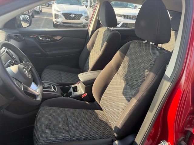 Used 2019 Nissan Rogue Sport SV FWD image 26