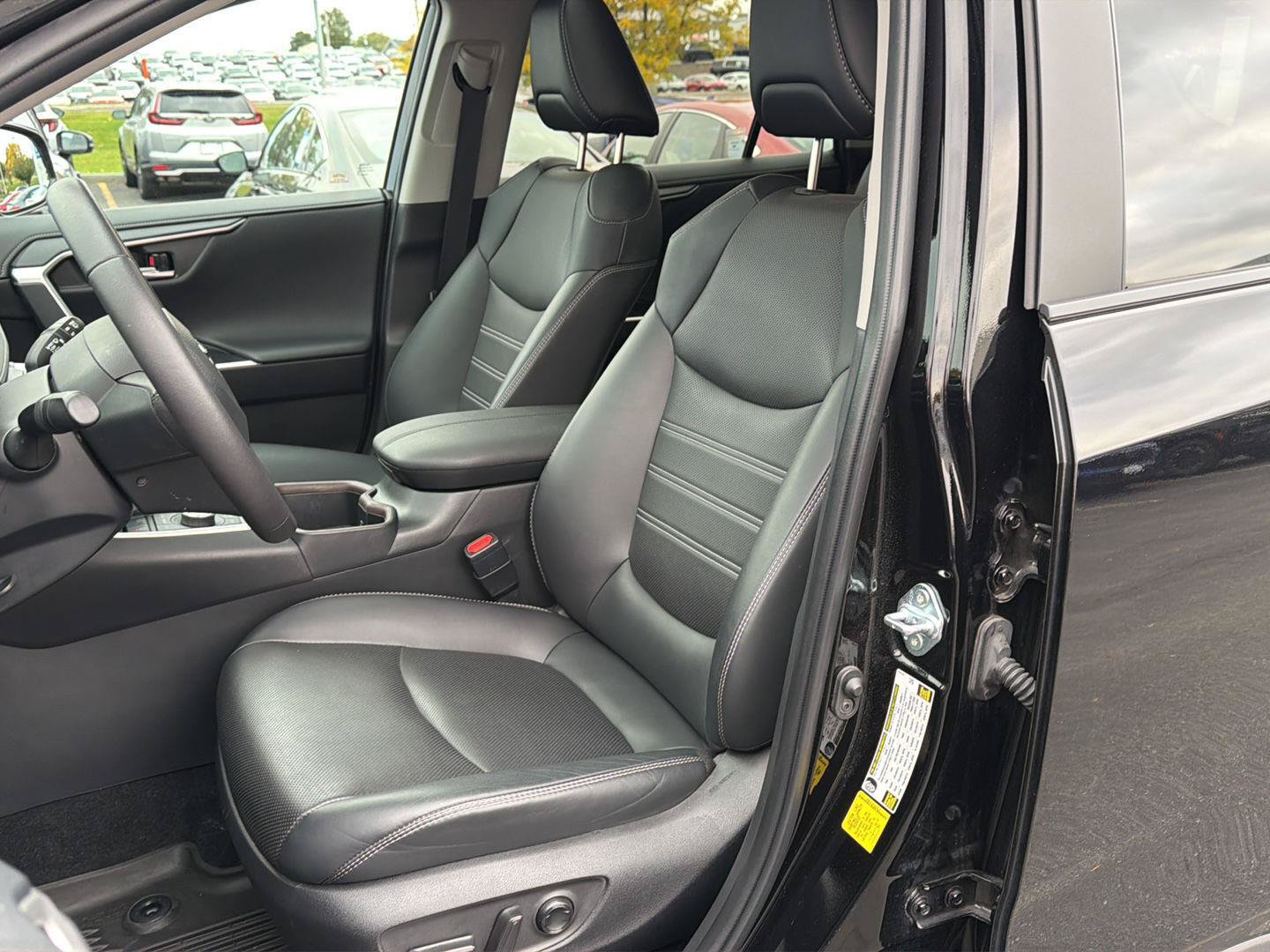 Used 2024 Toyota RAV4 Limited w/ Weather Package AWD/4WD image 17