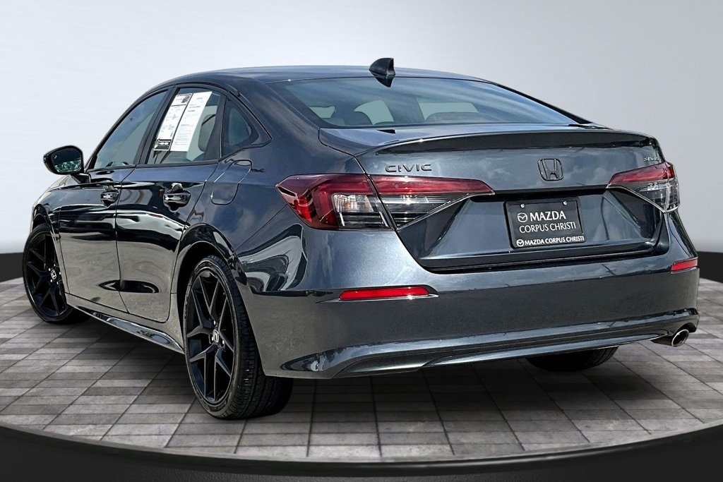 Used 2025 Honda Civic Sport image 5