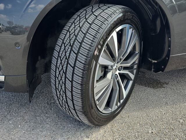 Used 2022 Volvo XC60 T8 Inscription Expression w/ Advanced Package image 33