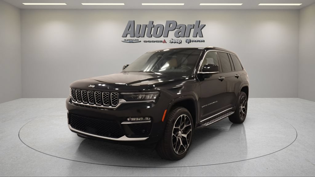 Certified 2022 Jeep Grand Cherokee Summit AWD/4WD image 10