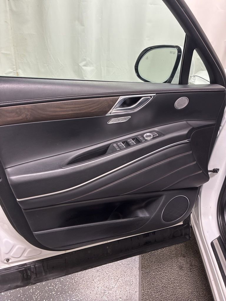 Used 2024 Genesis GV80 2.5T image 14