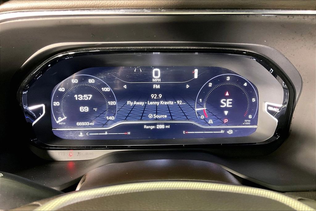 Used 2023 GMC Yukon Denali image 30