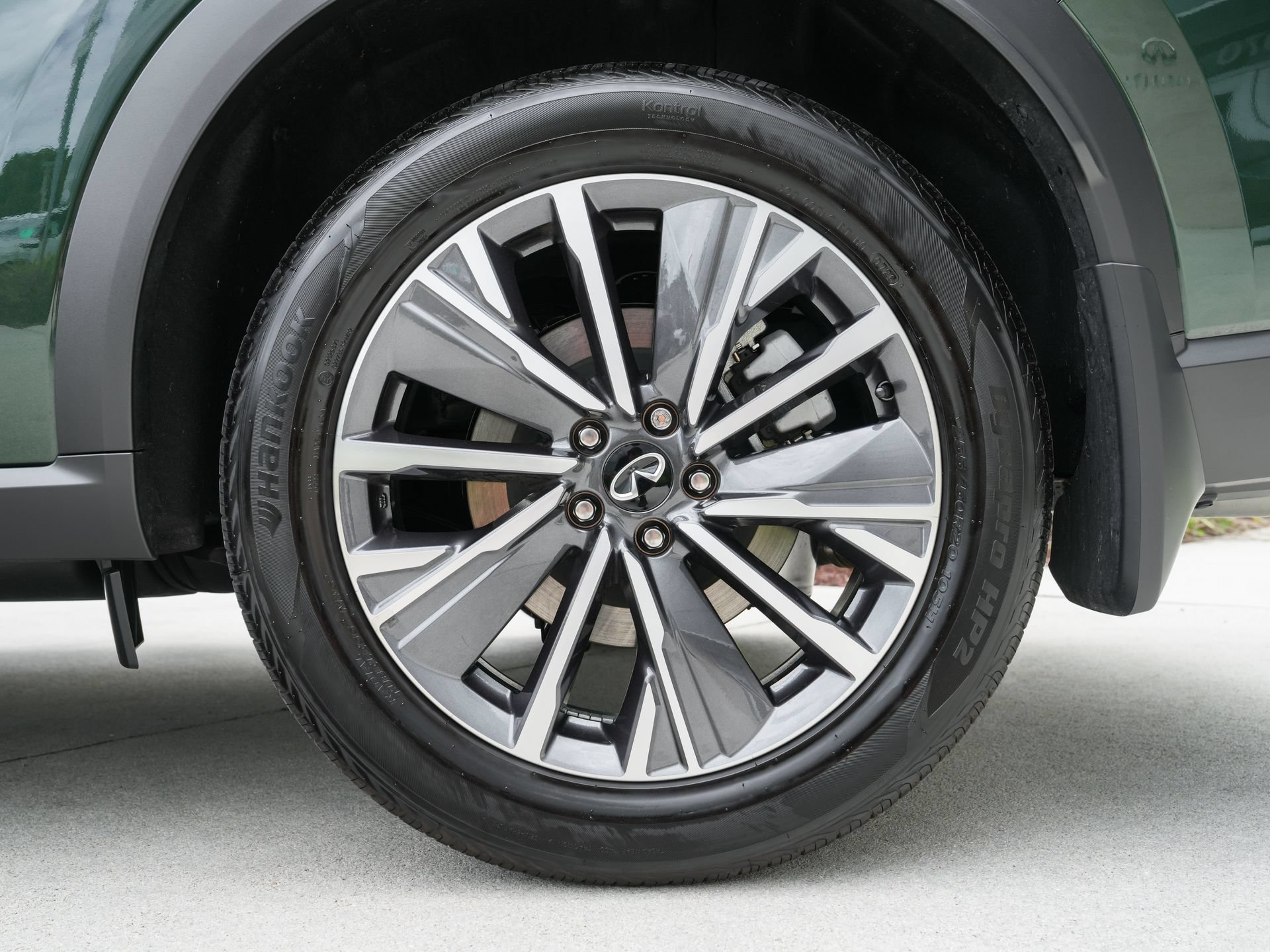 Certified 2026 INFINITI QX60 Luxe w/ Cargo Package FWD image 28
