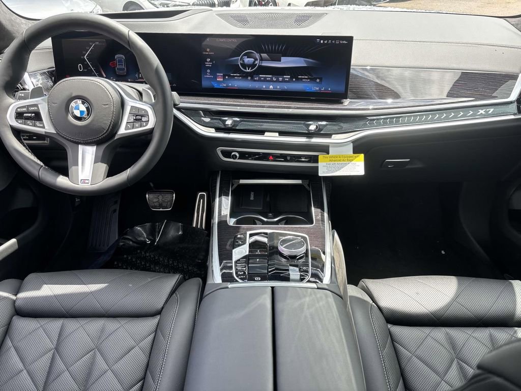 New 2026 BMW X7 xDrive40i w/ M Sport Package image 29