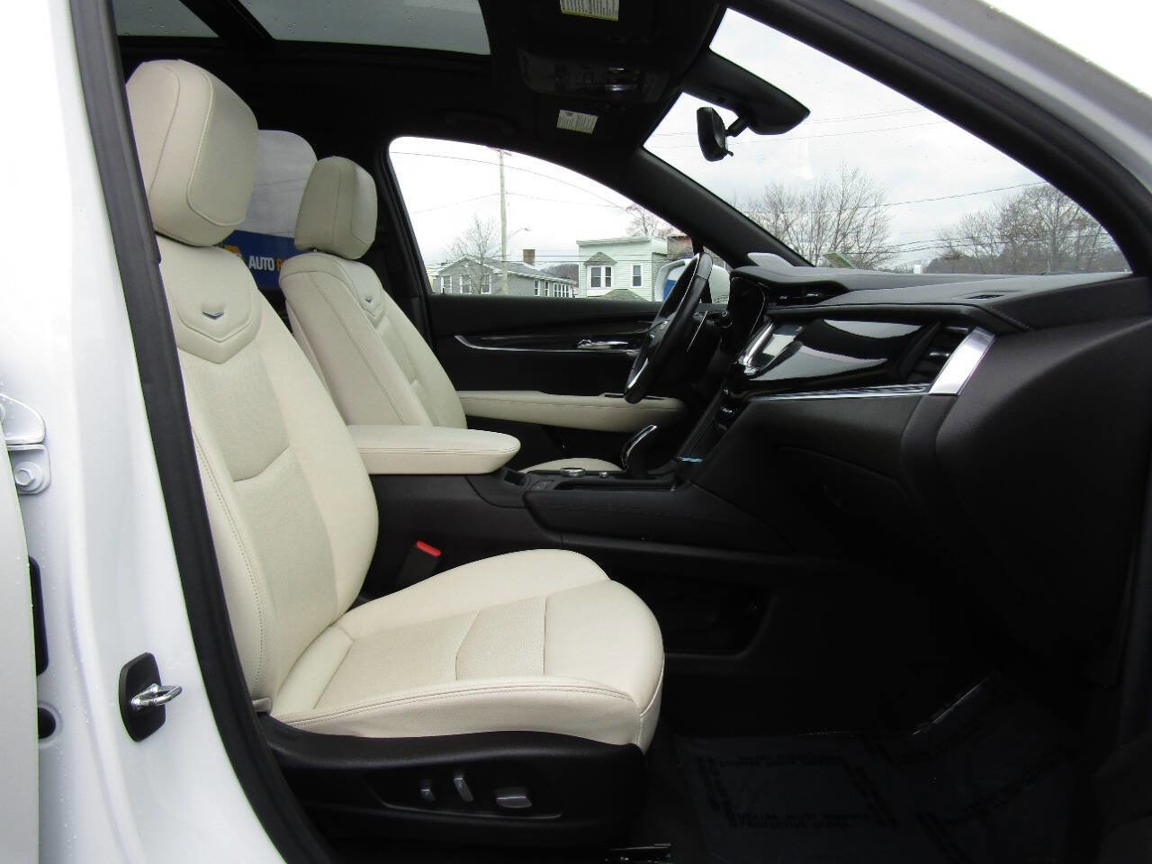 Used 2020 Cadillac XT6 Sport AWD/4WD image 33