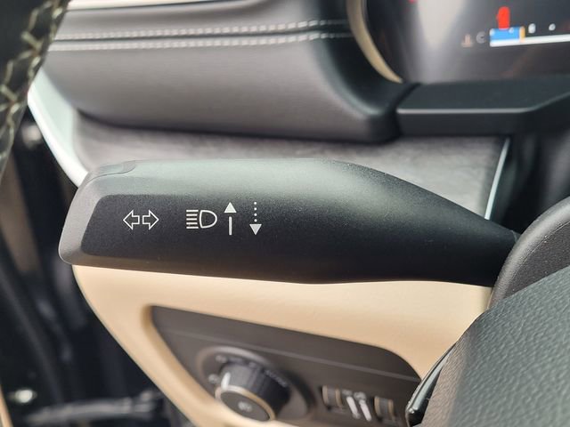 Used 2024 Jeep Grand Cherokee Limited image 17