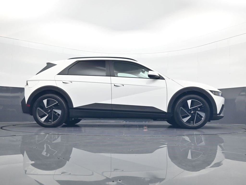 New 2025 Hyundai Ioniq 5 SEL image 24