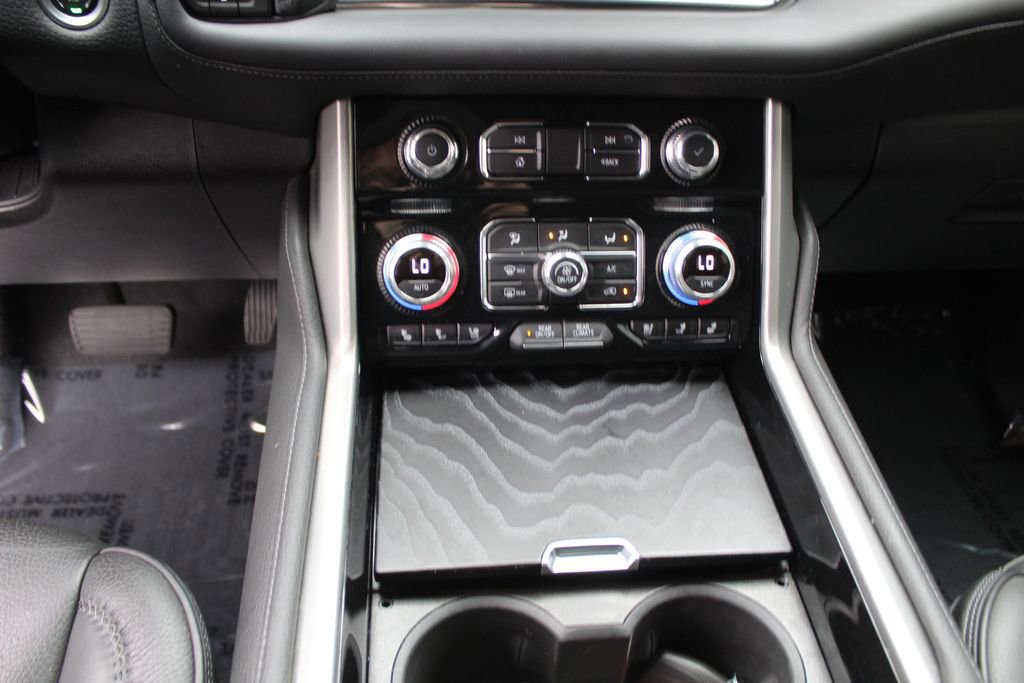 Used 2024 GMC Yukon Denali image 16