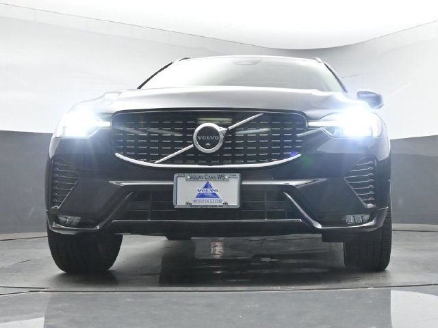 Used 2023 Volvo XC60 B6 Ultimate w/ Climate Package AWD/4WD image 37