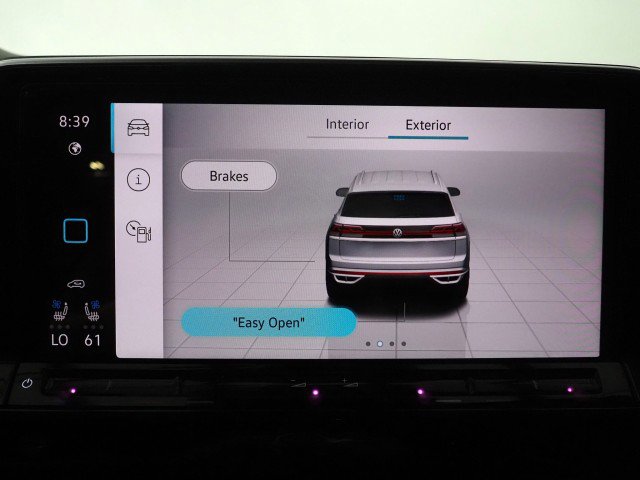 Used 2024 Volkswagen Atlas SE w/ Technology Package image 29