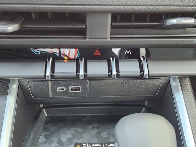 Used 2025 Chevrolet Colorado Trail Boss image 22