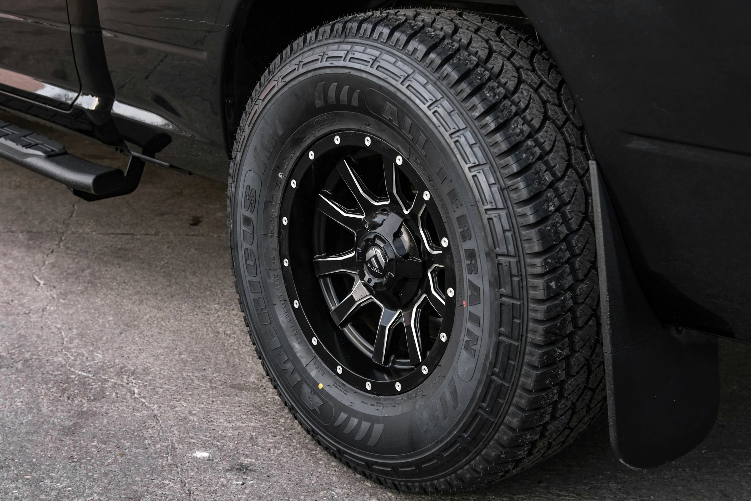 Used 2019 RAM 1500 Classic SLT image 52