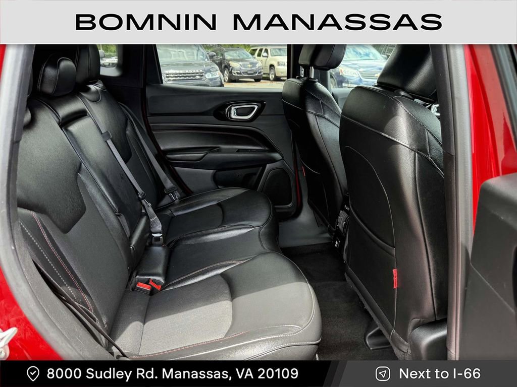 Used 2024 Jeep Compass Trailhawk image 10