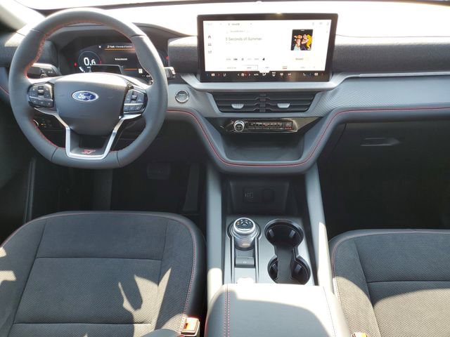 New 2026 Ford Explorer ST image 32